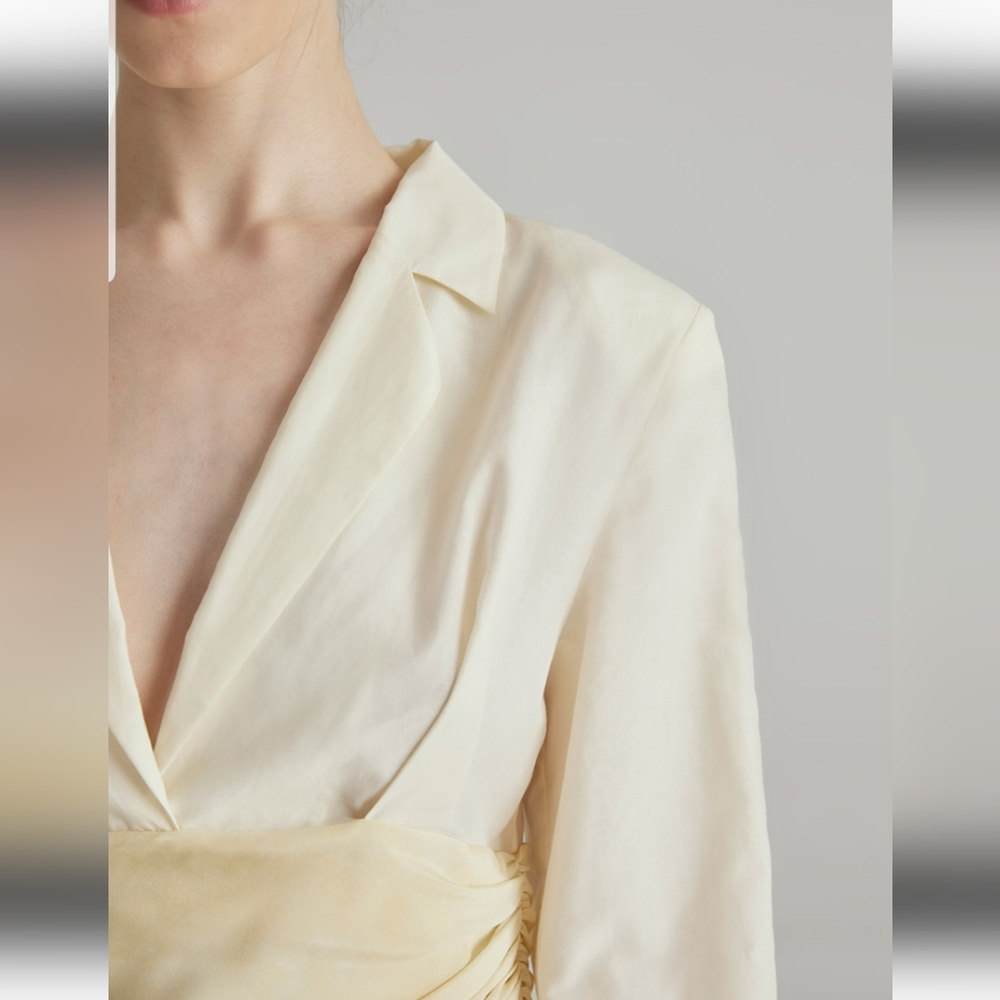 Soft Gradient Pleated Belt Silk Blazer Dress (Ivory/Yellow) - Silk Maison - Picture 5 of 14